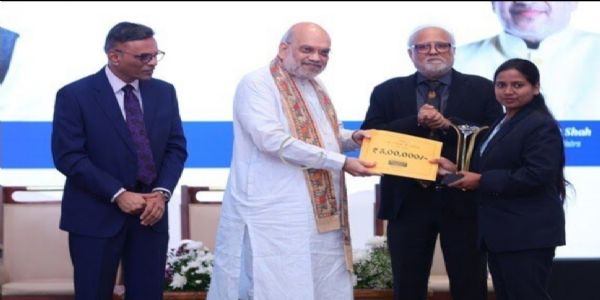 भारत का लक्ष्य फार्मास्यूटिकल क्षेत्र में आत्मनिर्भर बनकर दुनिया तक दवाएं पहुंचाना : अमित शाह