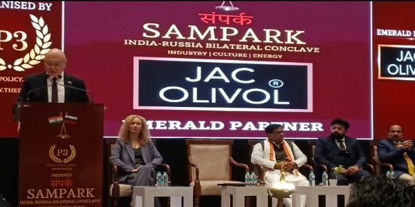 भारत-रूस तकनीकी साझेदारी को बराबरी की भागीदारी में बदलना होगा : देबजीत चक्रवर्ती