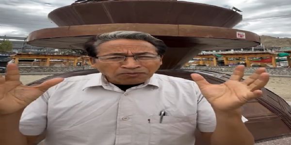 देवेंद्रनाथ महतो सिर्फ नमक पानी पी रहे हैं, आमरण अनशन समाप्त नहीं किया है : सोनम वांगचुक