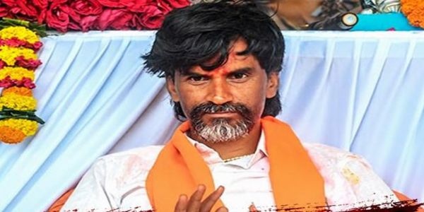 पुलिस ने मनोज जरांगे की दूसरी अर्जी भी ठुकराई, अकेले मुंबई कूच की घोषणा, समर्थकों से गांवों में रहने की अपील