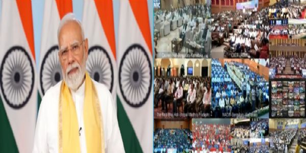 सरकारी सेवा में ‘नागरिक देवो भव’ को बनाएं मंत्रः मोदी