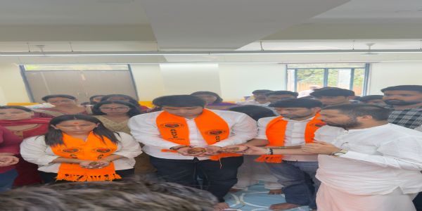 वैदिक मंत्रोच्चार और हवन-पूजन के साथ खुला डूसू कार्यालय, नए अभाविप पदाधिकारियों ने संभाला कार्यभार