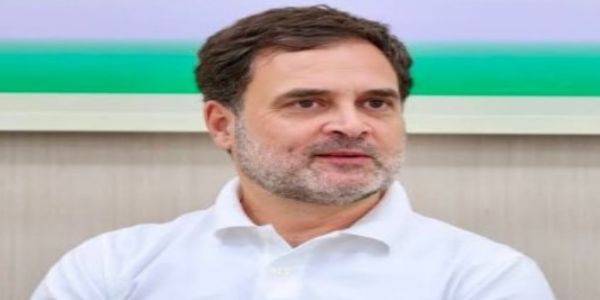 राहुल गांधी ने किया महाराष्ट्र के छात्र आंदोलन का समर्थन