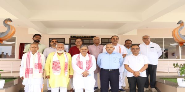 शिक्षा में भारतीय जीवन-मूल्यों के साथ वैश्विक दृष्टिकोण जरूरी : दत्तात्रेय होसबाले